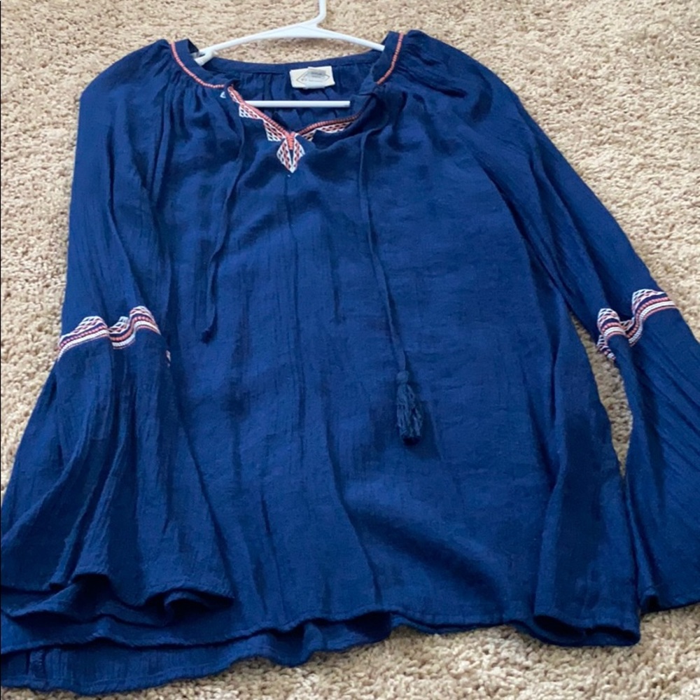 Long sleeve shirt